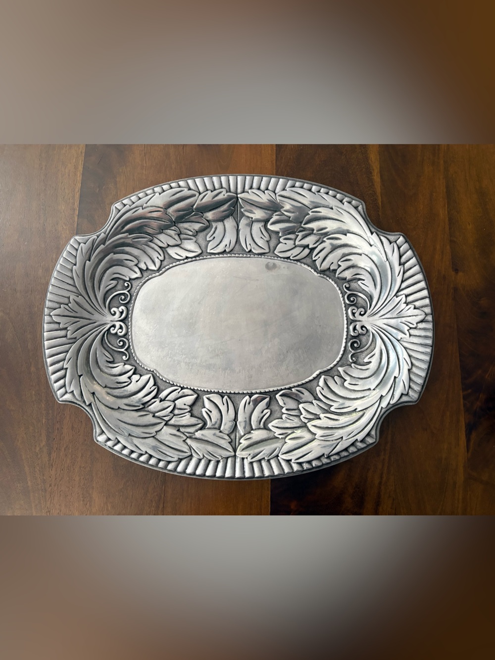 Wilton Armetale Acanthus Large Notched Oval Serving Tray Platter 19-1/4 x 15-1/2